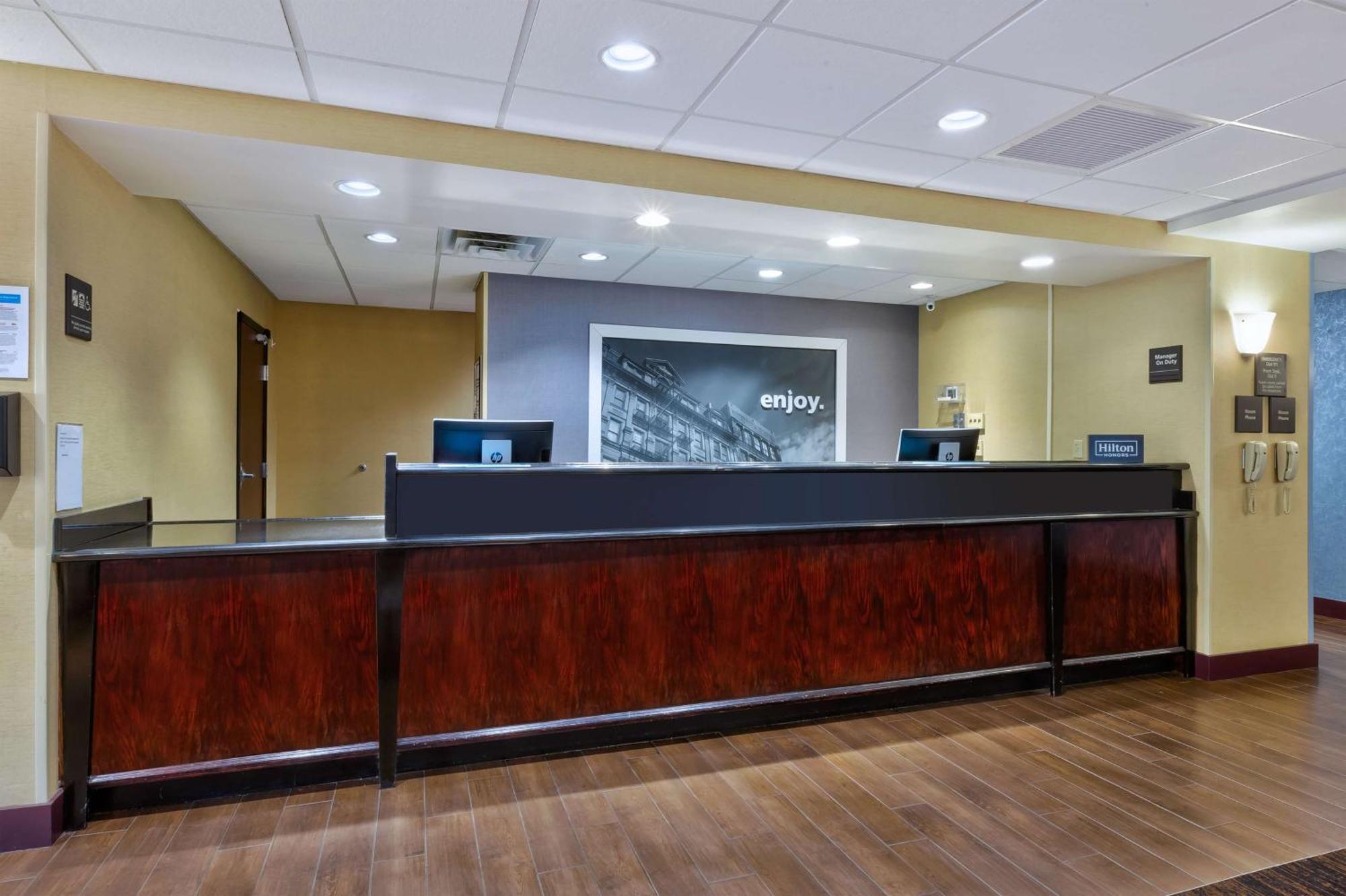 Hampton Inn Waterbury Ngoại thất bức ảnh